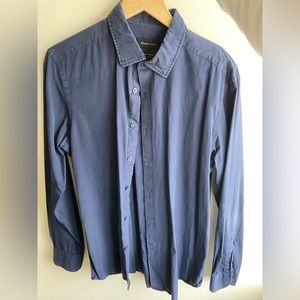 Old Money Aesthetics! Beautiful navy shirt from Massimo Dutti, Slim fit, large.